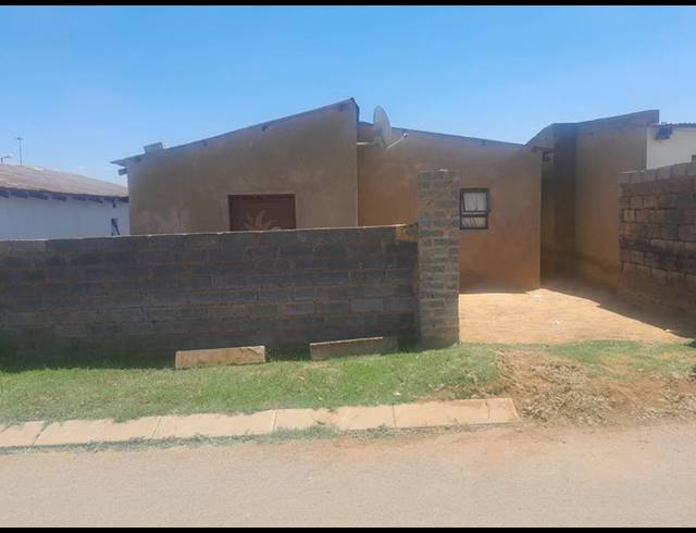 2 BEDROOM HOUSE FOR SALE IN THULANI